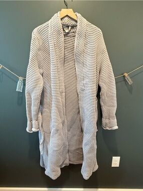 Brooklinen Waffle Knit Robe in Light Gray